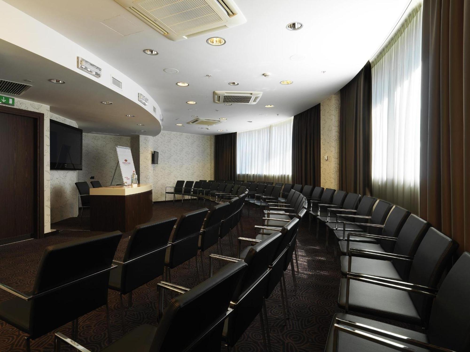 Crowne Plaza By Ihg 4* Mailand